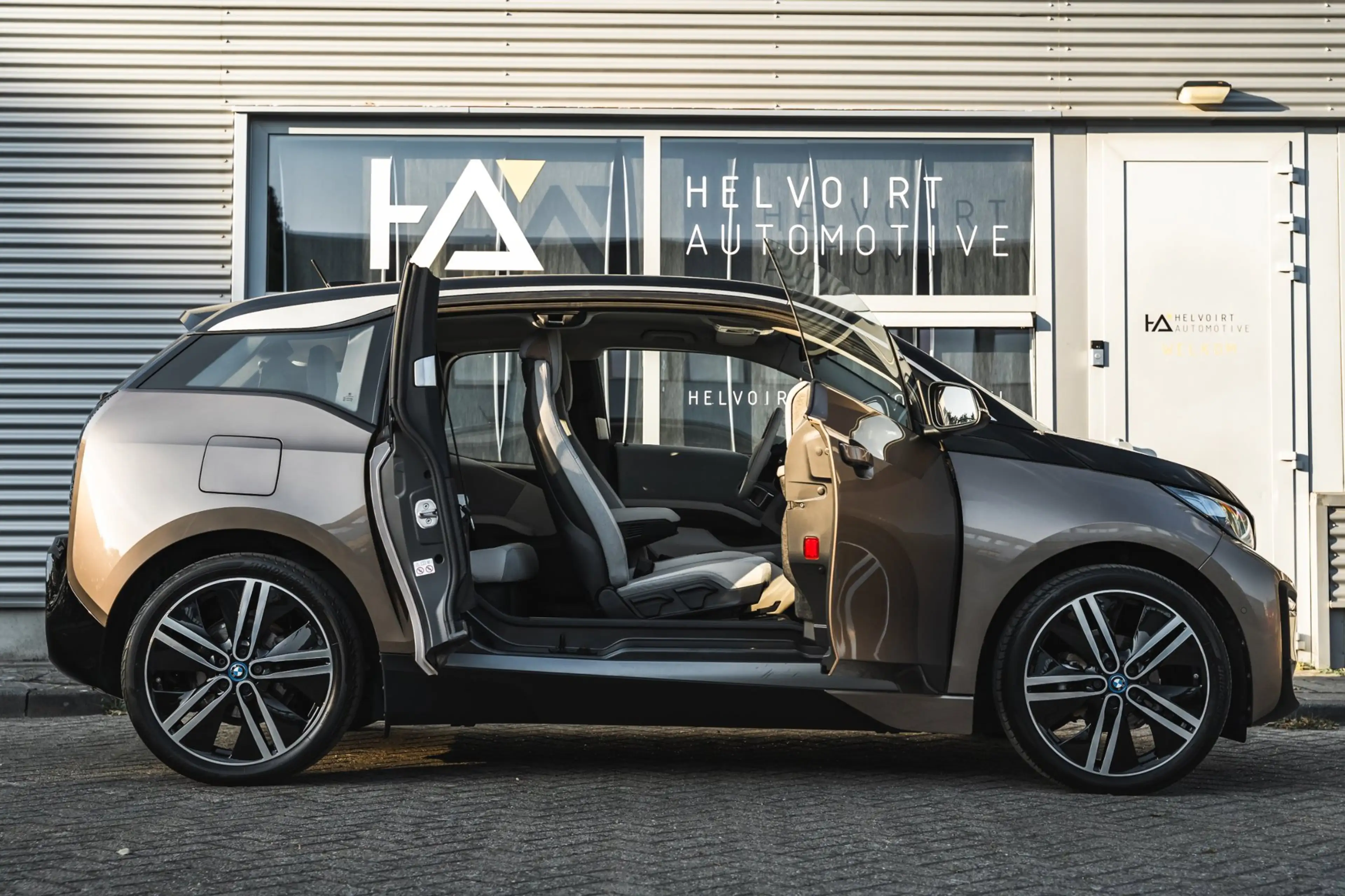 BMW i3 Executive Edition 120Ah 42 kWh | CAMERA | W-pomp | — photo 12