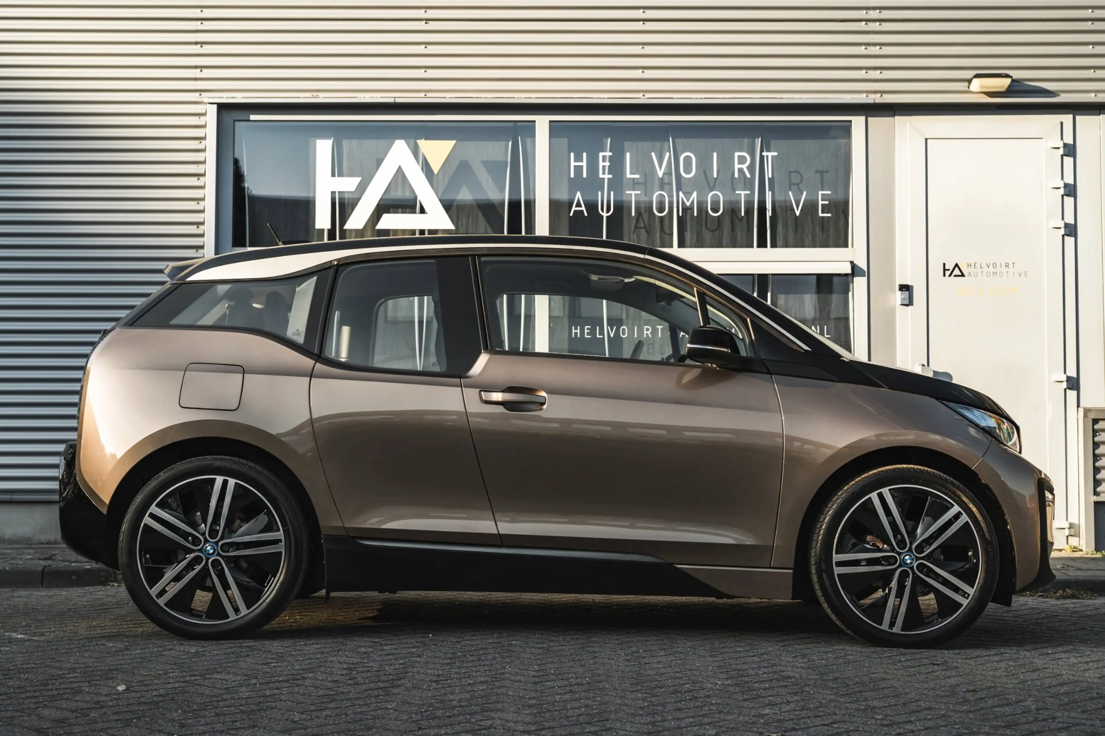 BMW i3 Executive Edition 120Ah 42 kWh | CAMERA | W-pomp | — photo 5