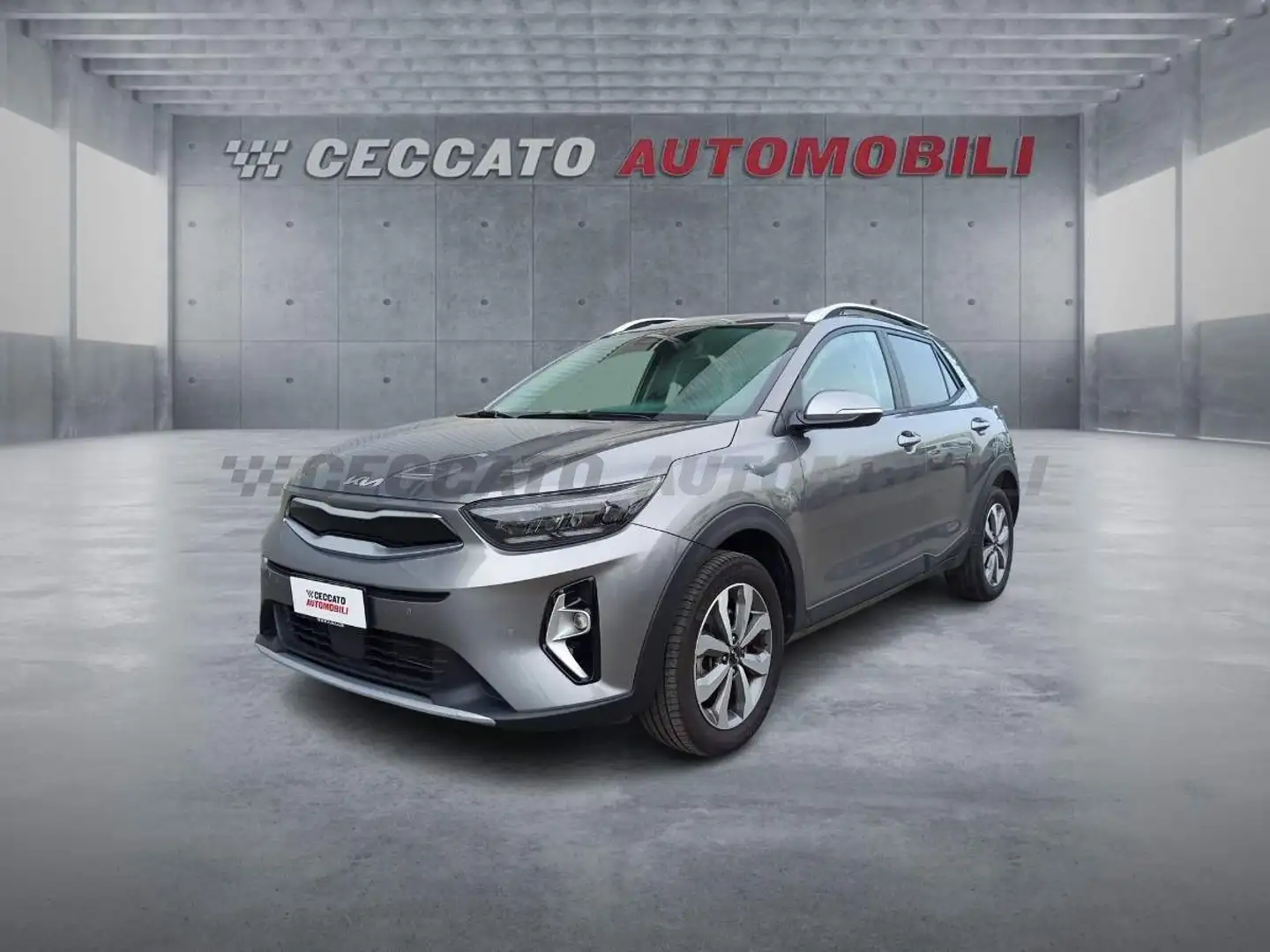 Kia Stonic Stonic 1.2 dpi Style 84cv Grau - 1
