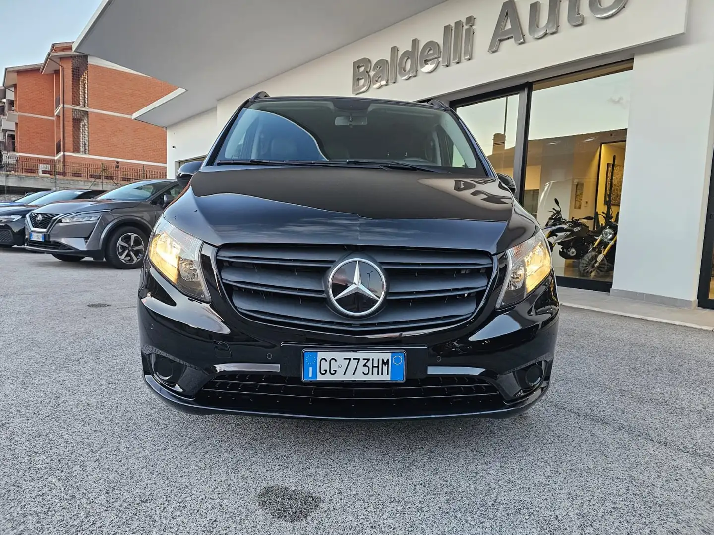Mercedes-Benz Vito Vito Tourer 9 posti Long 114cdi Nero - 2