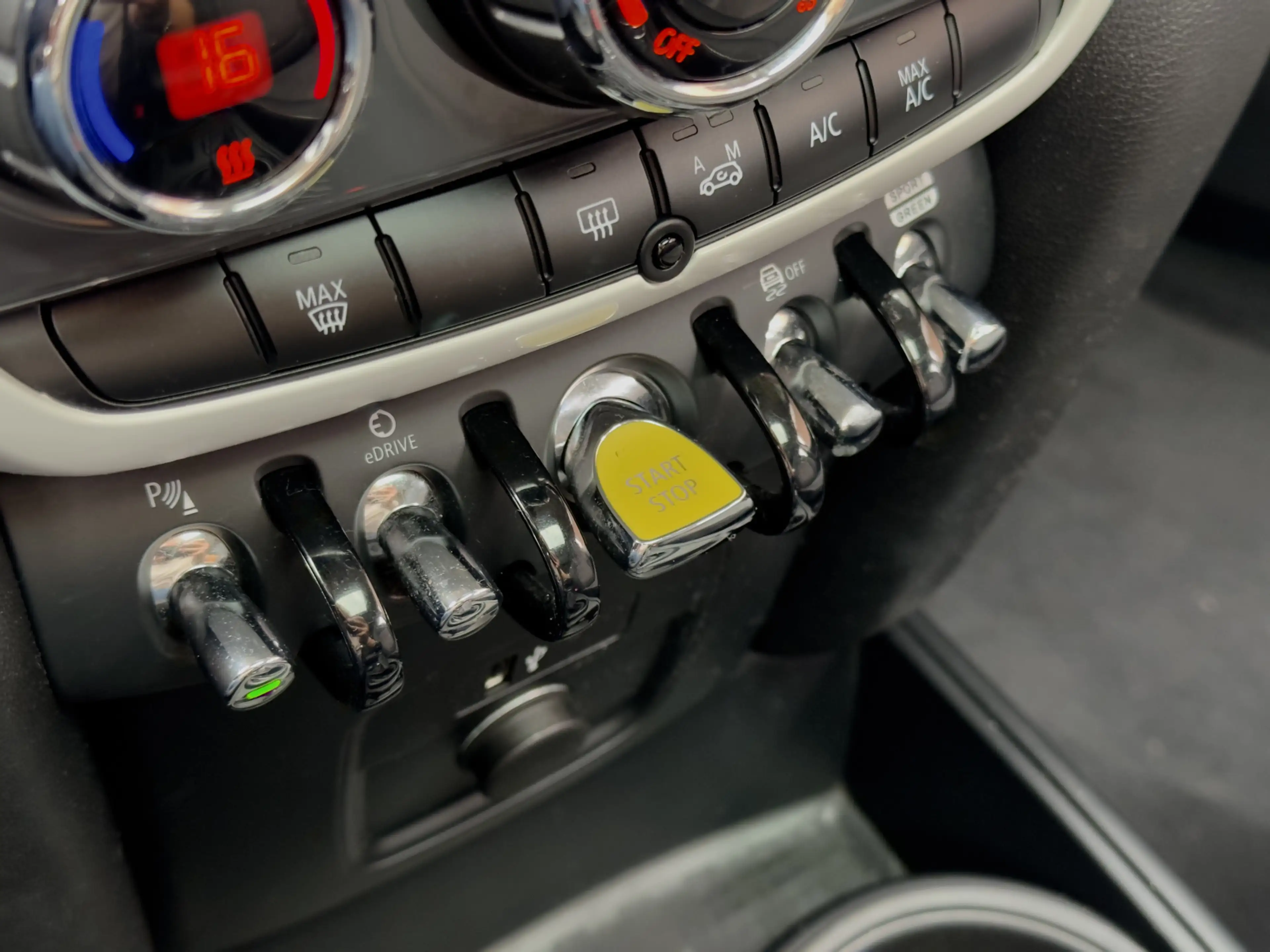 MINI Cooper SE Countryman 1.5 AUT6 ACTIE! BETAAL NU 50% 9950 DE REST IN 2JAA — photo 15