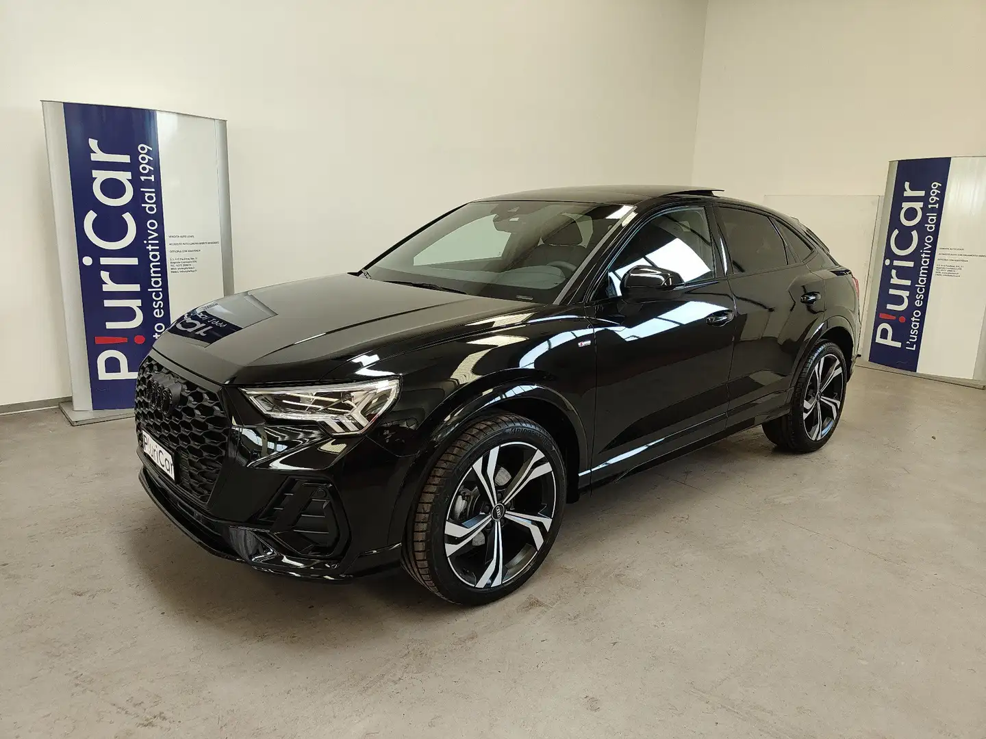 Audi Q3 Sportback 35 TDI S tronic S line edition Tetto 20" Schwarz - 1