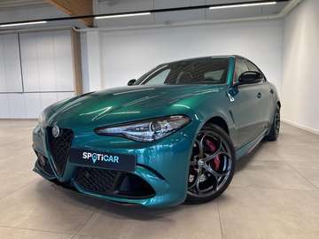 Quadrifoglio, SPARCO, CARBON, HARMAN KARDON