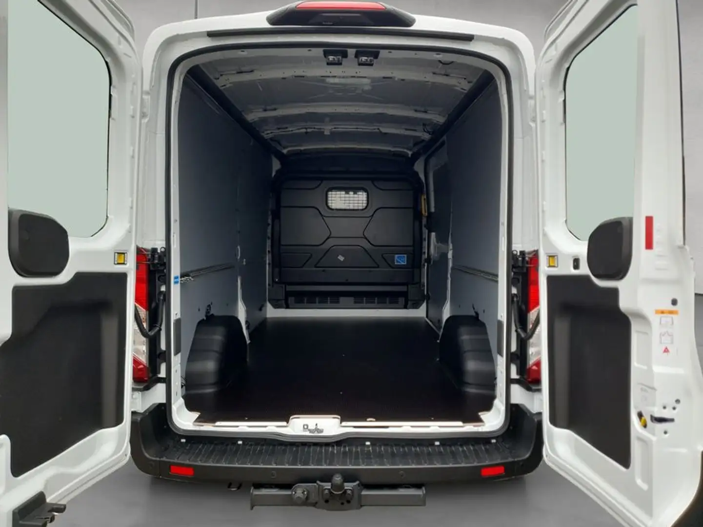 Ford Transit 350 L3H2 Lkw VA Trend 121 kW, 4-türig (Die Wit - 2