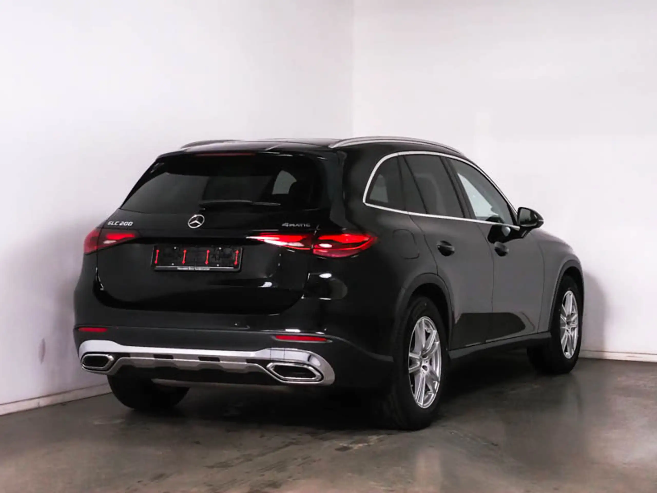 Mercedes-Benz GLC 200 2023