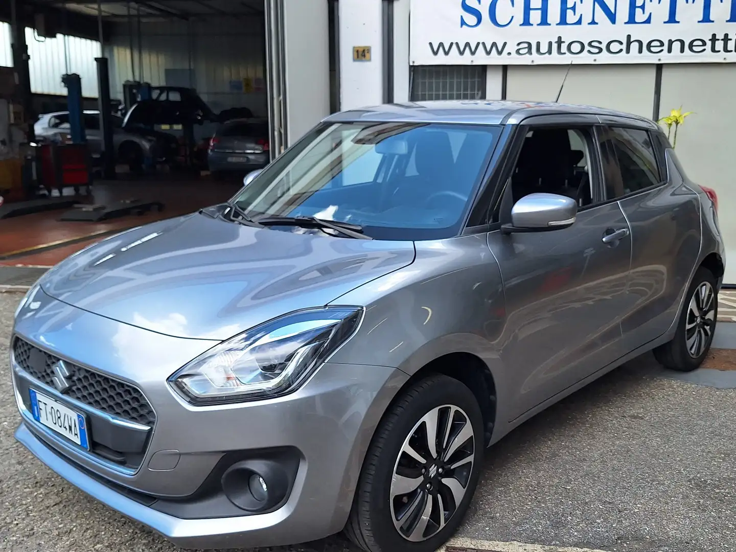 Suzuki Swift Swift 1.2h Top allgrip 4wd my19 Plateado - 1