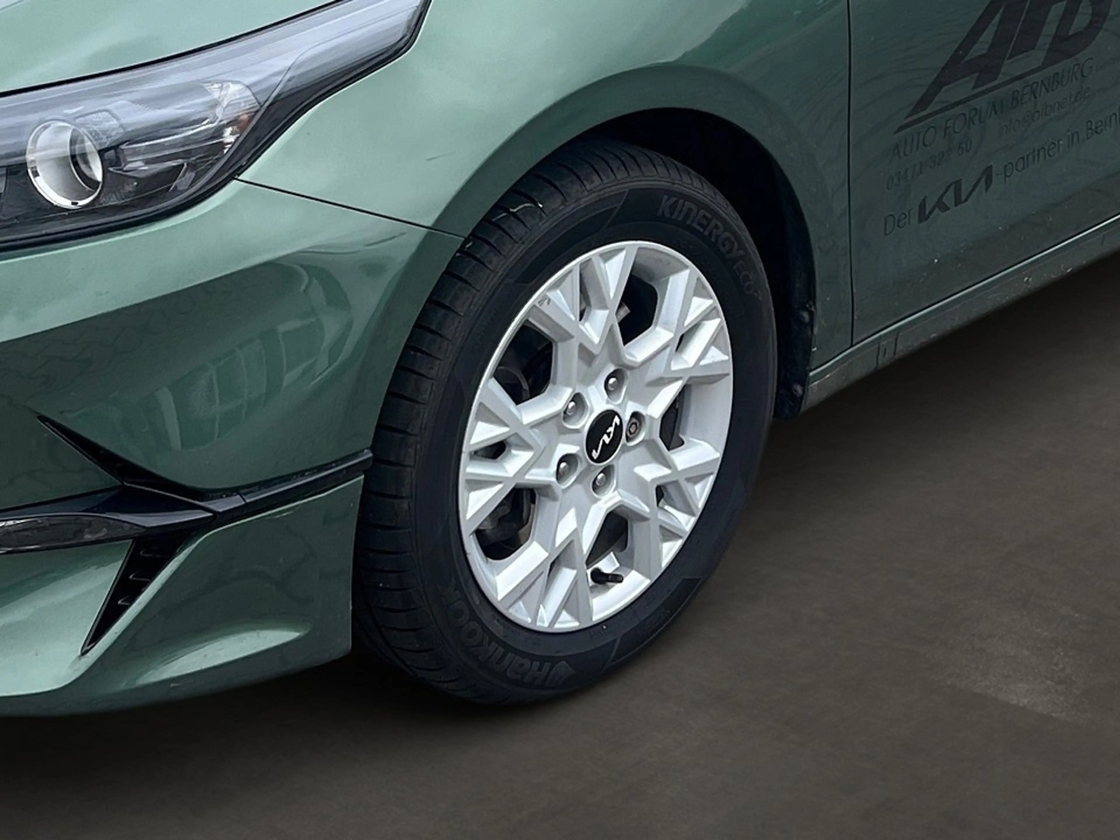 Kia Ceed / cee'd 1.5T DCT7 Vision Navi Kamera ACC Komfort-Paket — photo 6