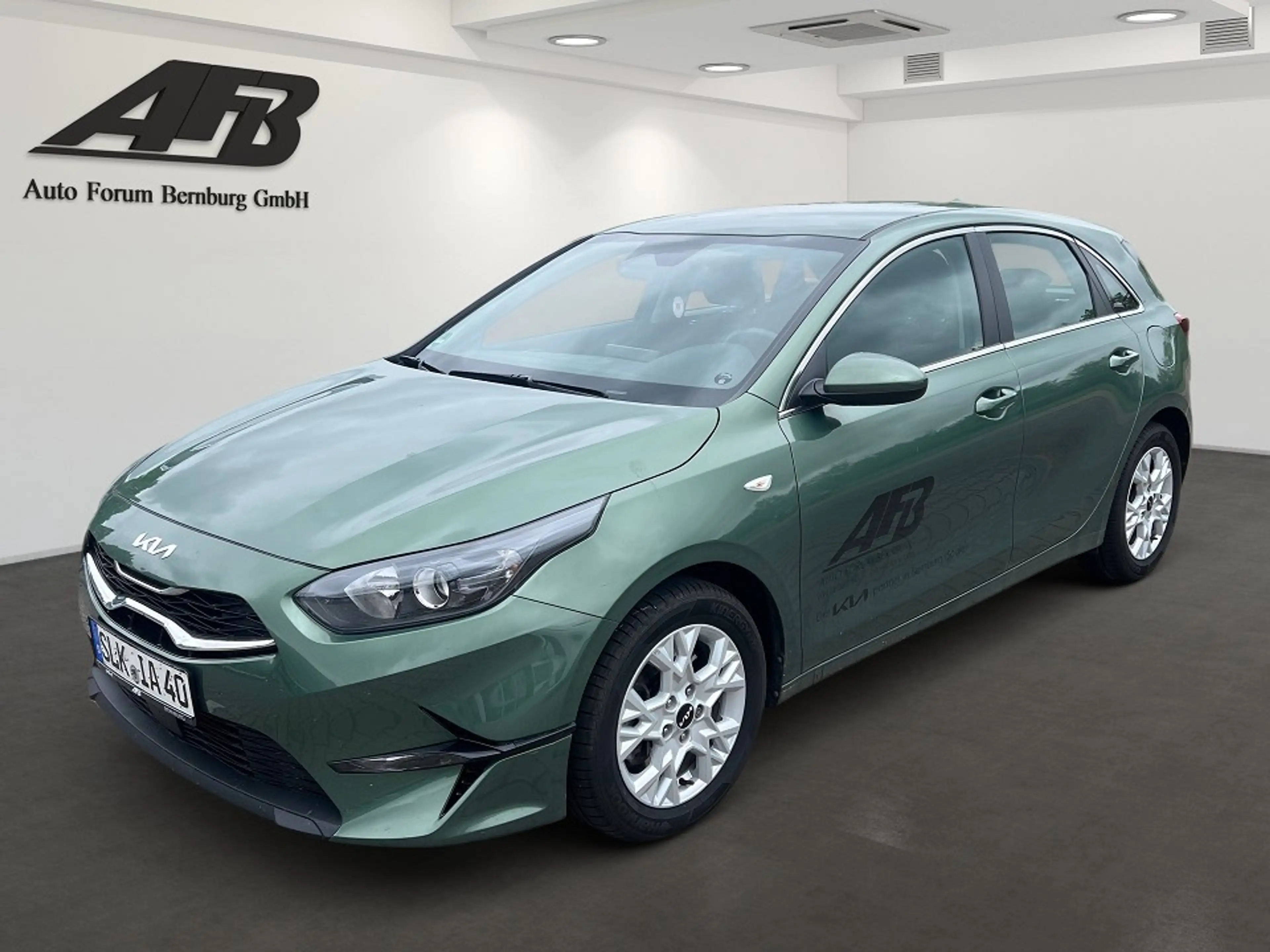 Kia Ceed / cee'd 1.5T DCT7 Vision Navi Kamera ACC Komfort-Paket