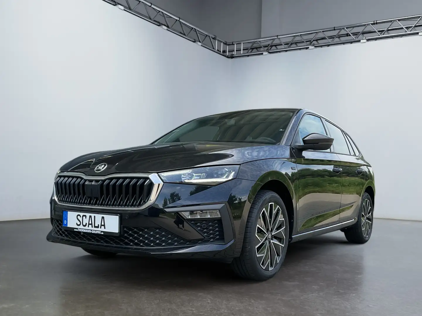 Skoda Scala Tour 1.0 TSI DSG ACC SpurH LM LED PDC Noir - 2