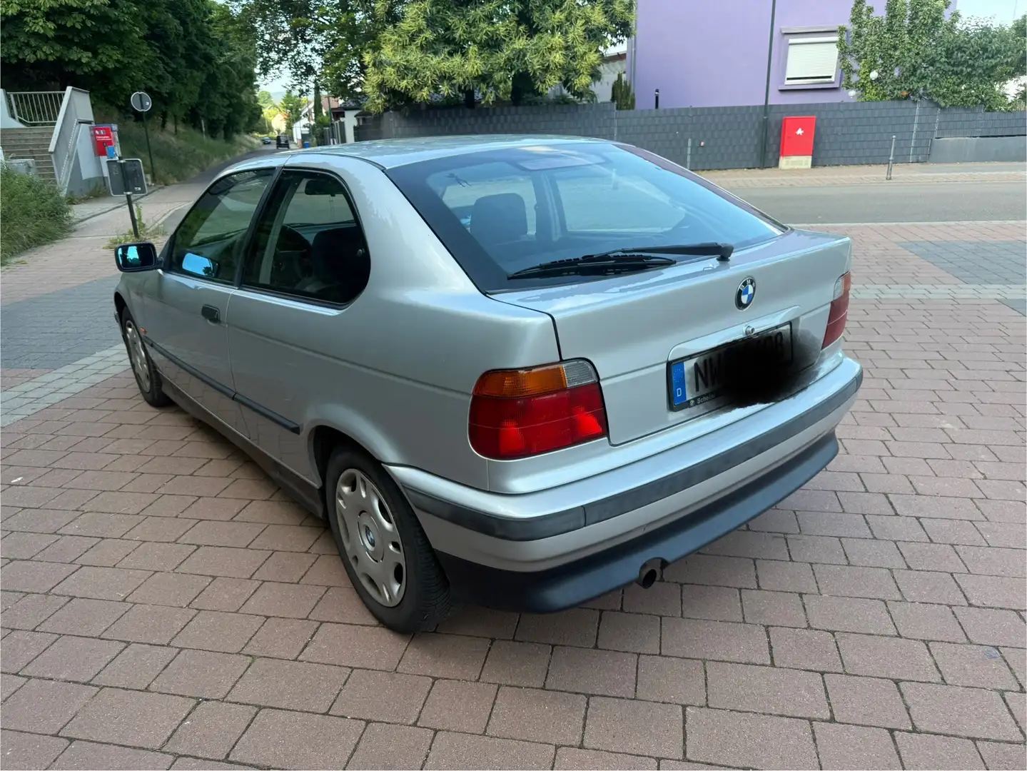 BMW 318 318ti (AUTOMATIK) compact 2HAND-TOPZUSTAND Argento - 2