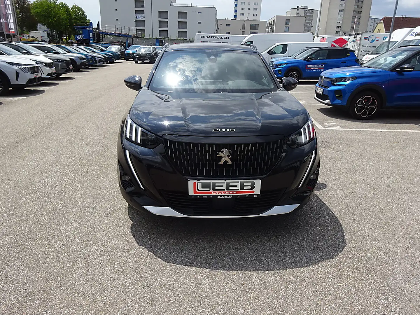 Peugeot 2008 PureTech 130 S&S GT EAT8 Schwarz - 2