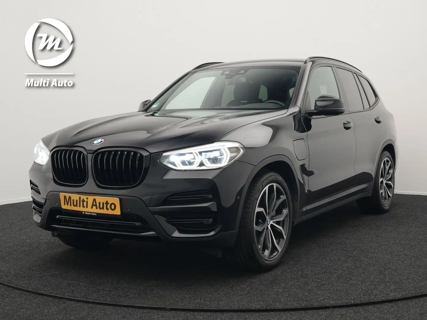 BMW X3 xDrive30e Sportline Plug in Hybrid | PHEV | Trekha Zwart - 1