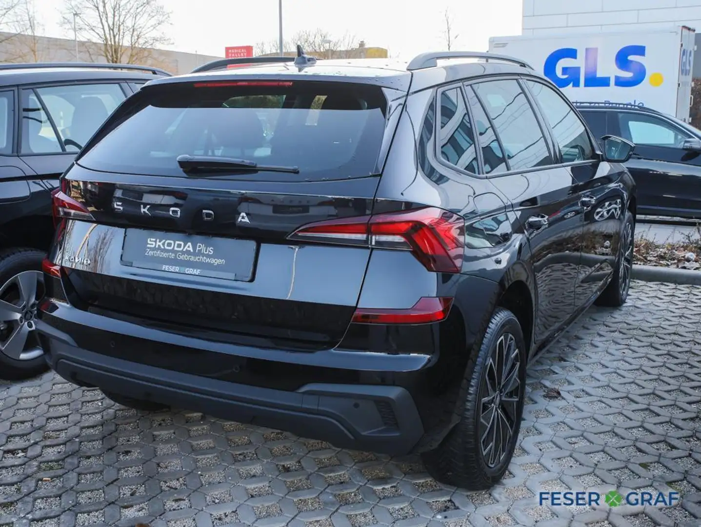 Skoda Kamiq 1.0 TSI Tour Matrix RüKa Sitzh. Smart Link Schwarz - 2