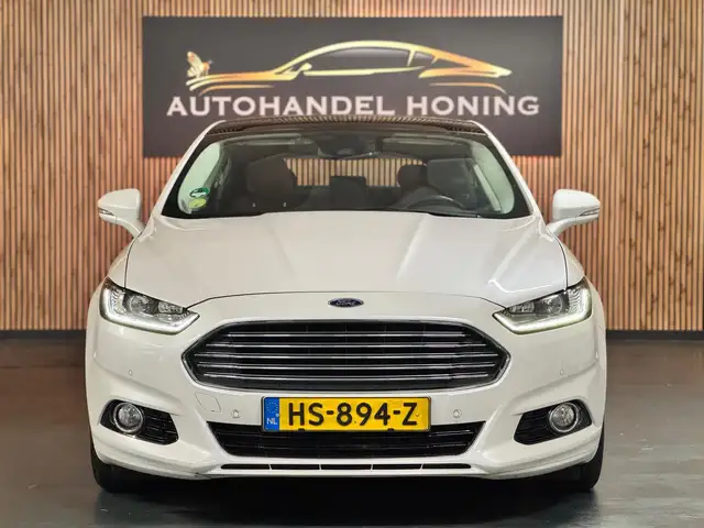 Ford Mondeo view 7