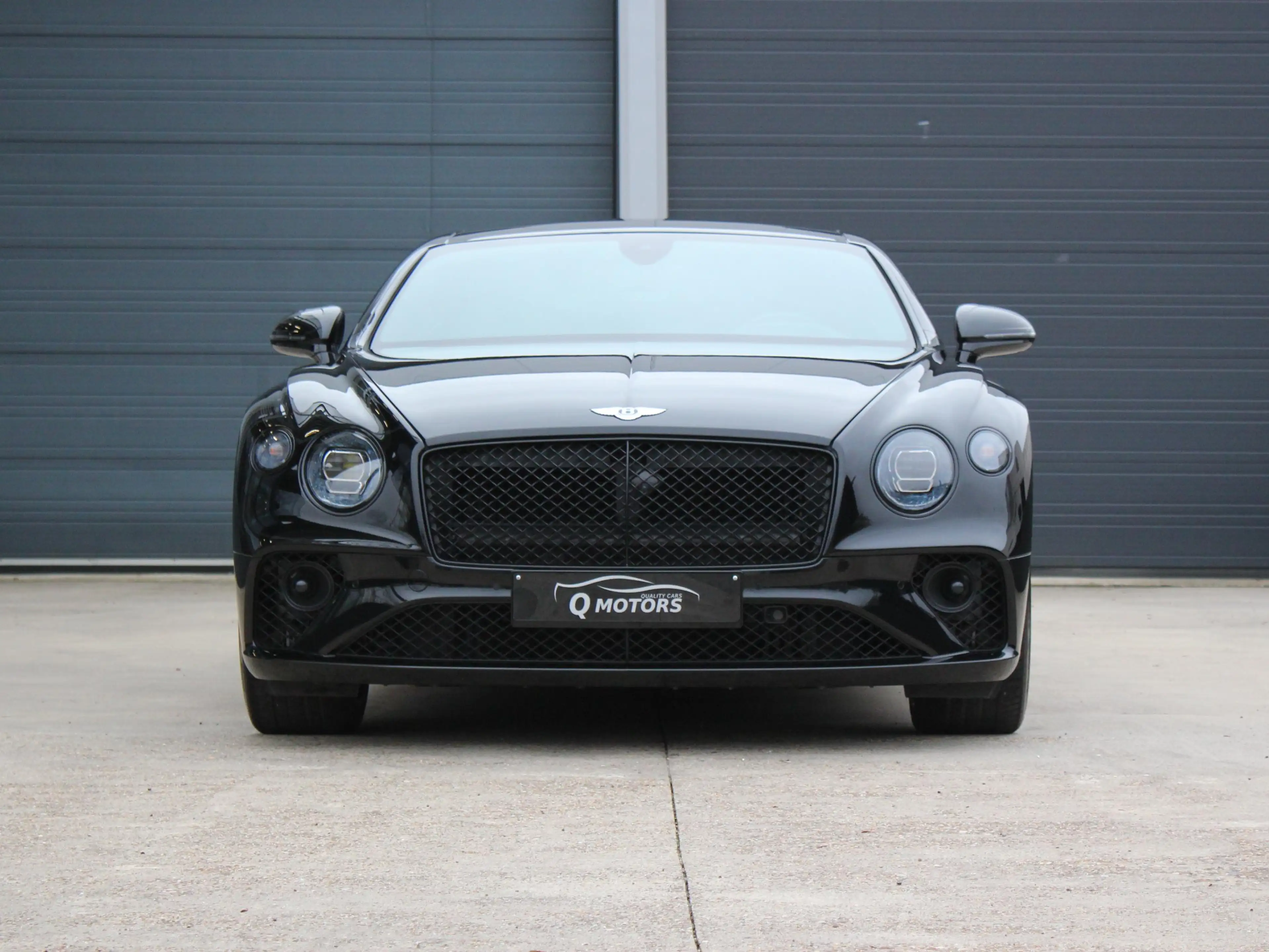 Bentley Continental GT V8 AZURE/PANO/LED/360/ACC/HUD/KEYLESS/MASSAGE — photo 3