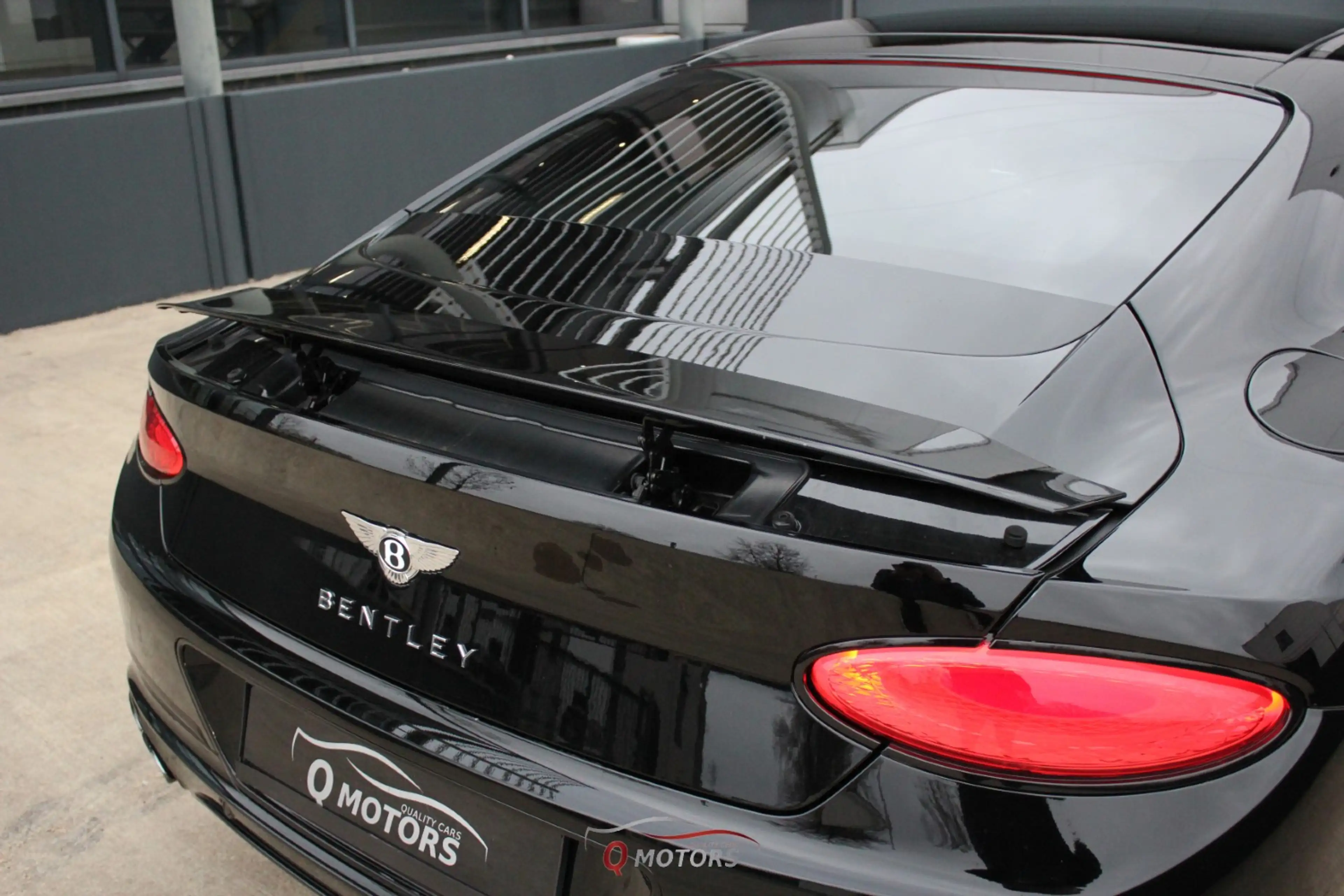Bentley Continental GT V8 AZURE/PANO/LED/360/ACC/HUD/KEYLESS/MASSAGE — photo 12