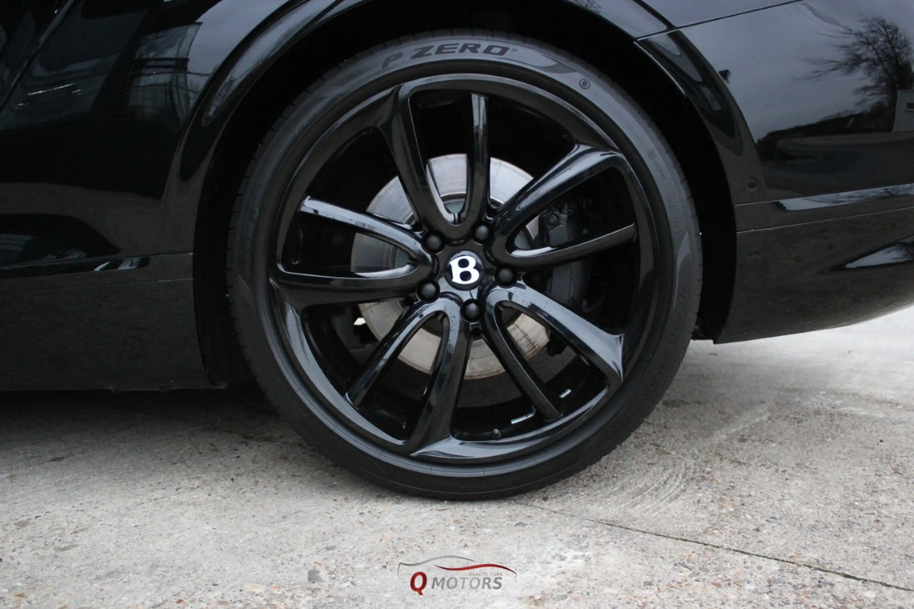 Bentley Continental GT V8 AZURE/PANO/LED/360/ACC/HUD/KEYLESS/MASSAGE — photo 13