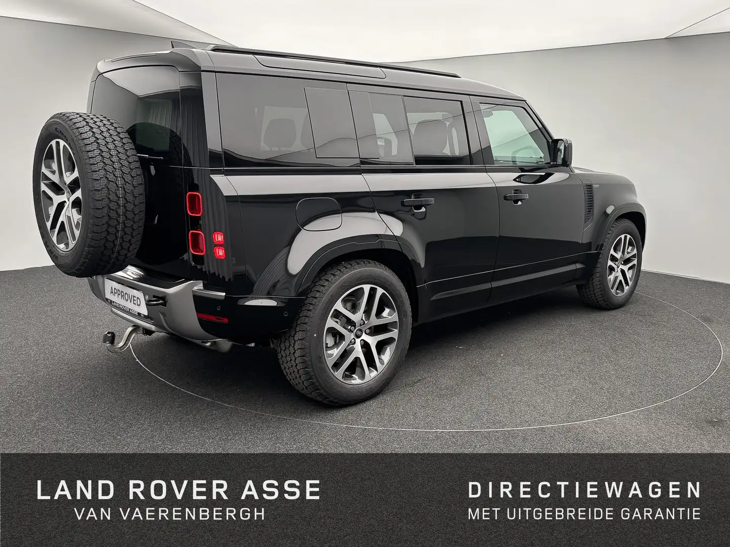 Land Rover Defender 110 P300e S AWD Noir - 2