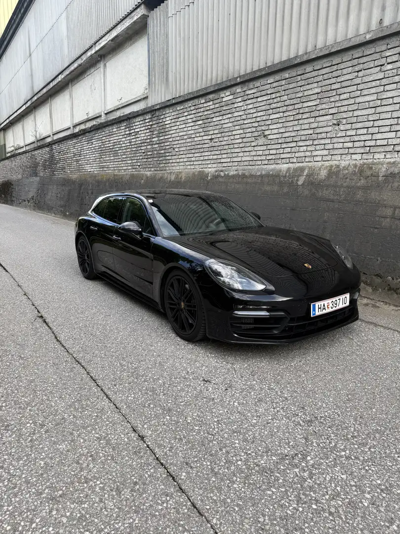 Porsche Panamera 4 E-Hybrid Sport Turismo - 1