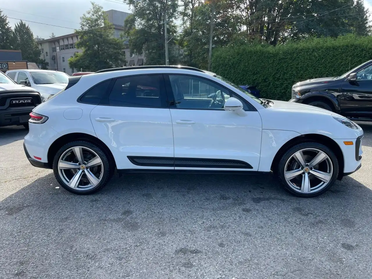 Porsche Macan снимка Porsche Macan