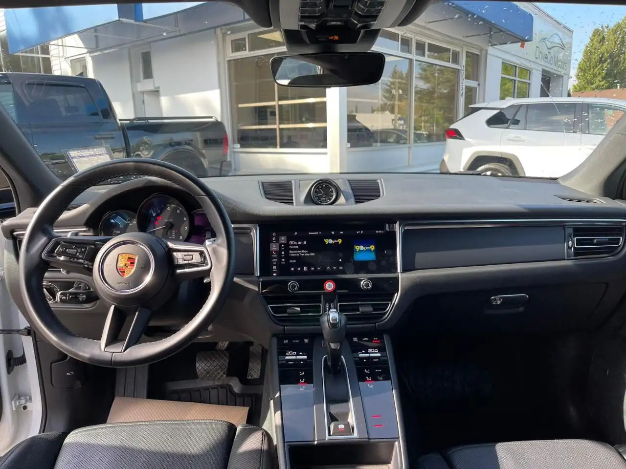 Porsche Macan снимка Porsche Macan