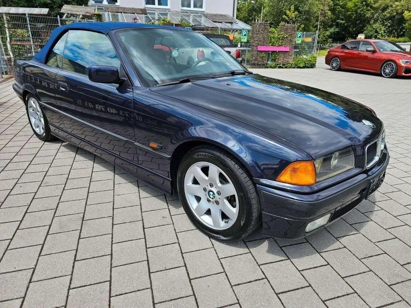 BMW 318 i Cabrio / TÜV Neu/ TOP ZUSTAND / ATM 77 Tkm Mauve - 2