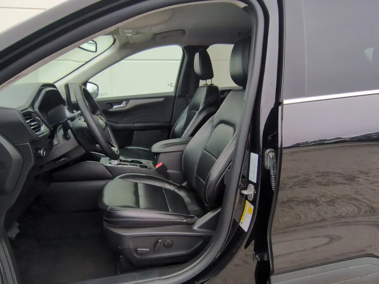 Ford Escape снимка Ford Escape