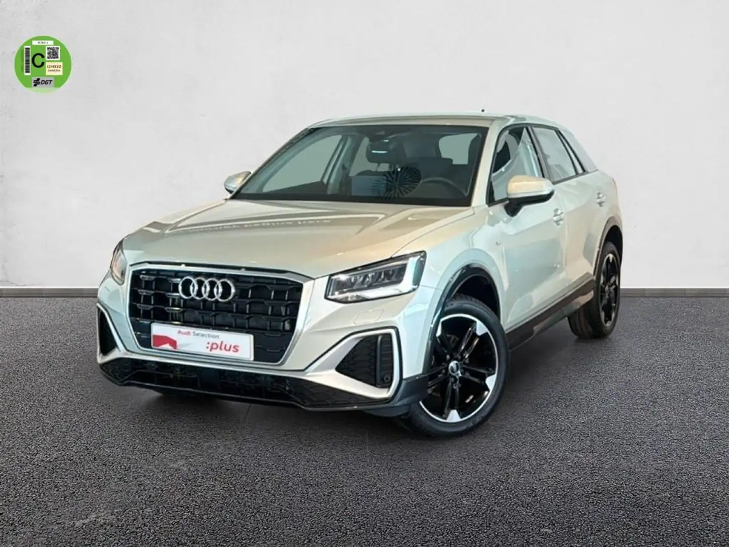 Audi Q2 30 TFSI Adrenalin 85kW Plateado - 1