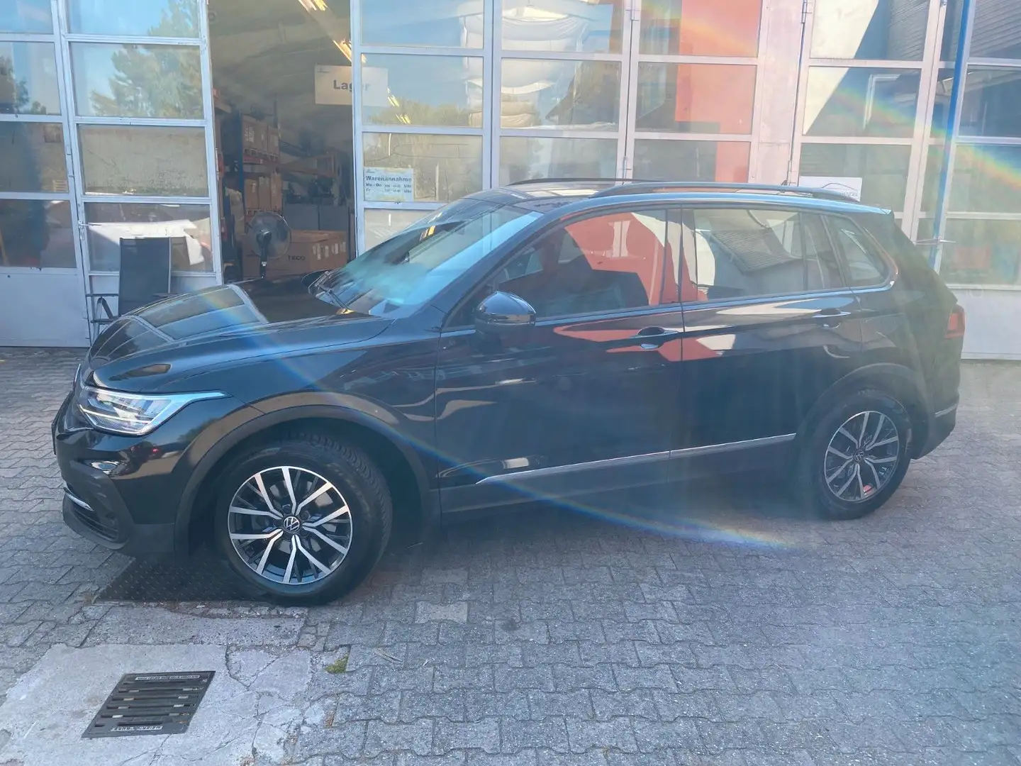 Volkswagen Tiguan Life/Navi/ACC/PDC/SHZ/1.5TSI/150Ps Nero - 2