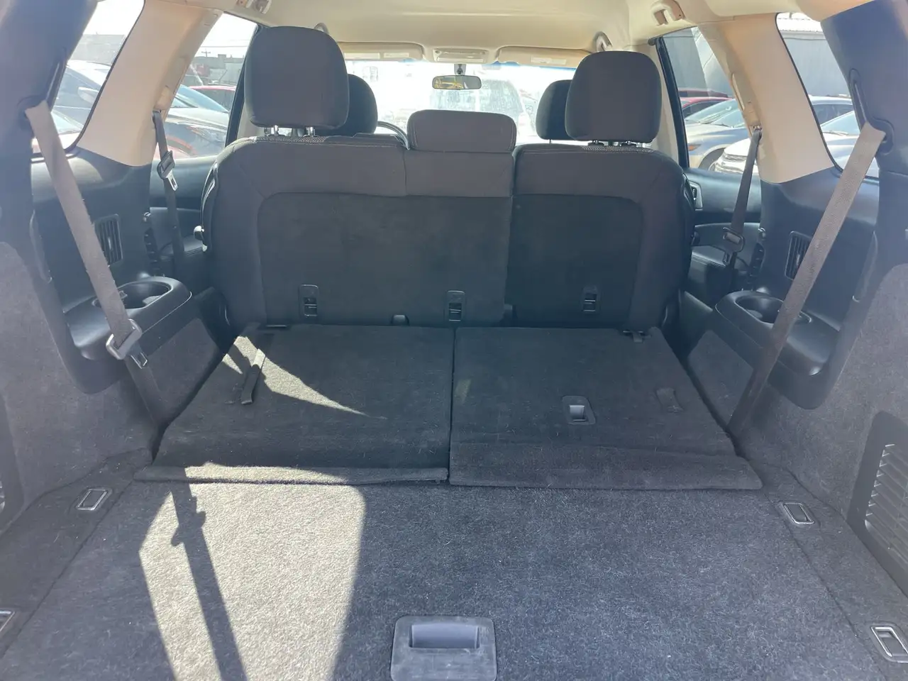 Nissan Pathfinder снимка Nissan Pathfinder