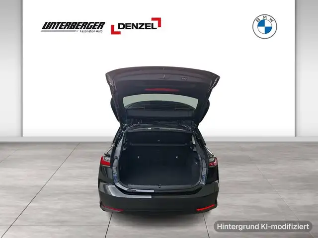 BMW 2 Series view 6