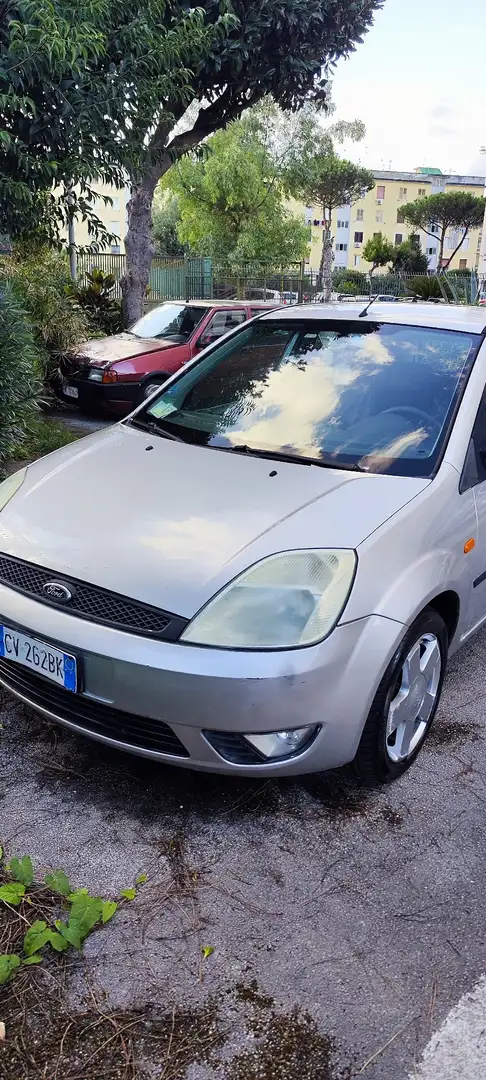 Ford Fiesta 5p 1.4 tdci Zetec - 1