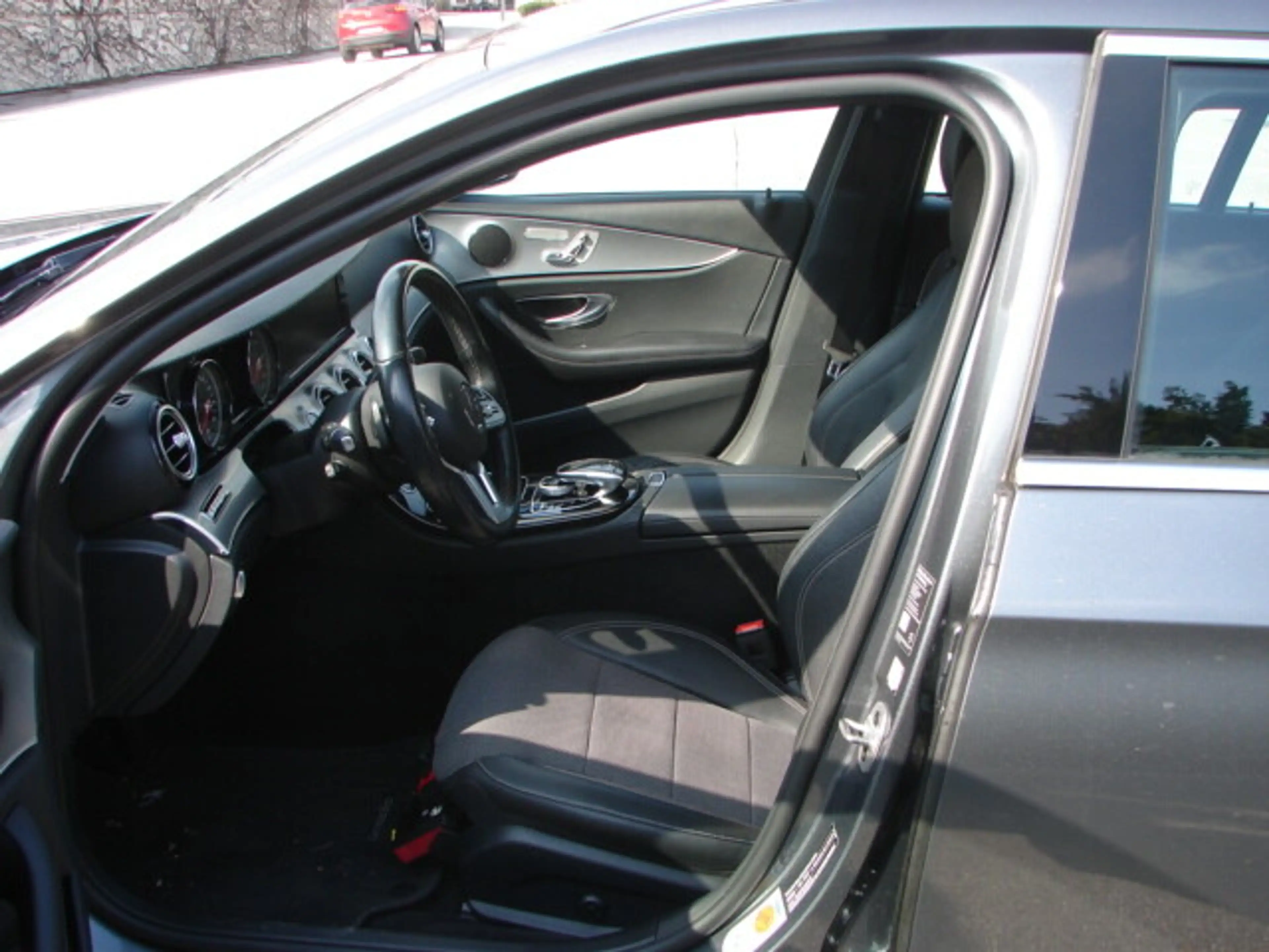 Mercedes-Benz E 300 de T Avantgarde Aut. — photo 13