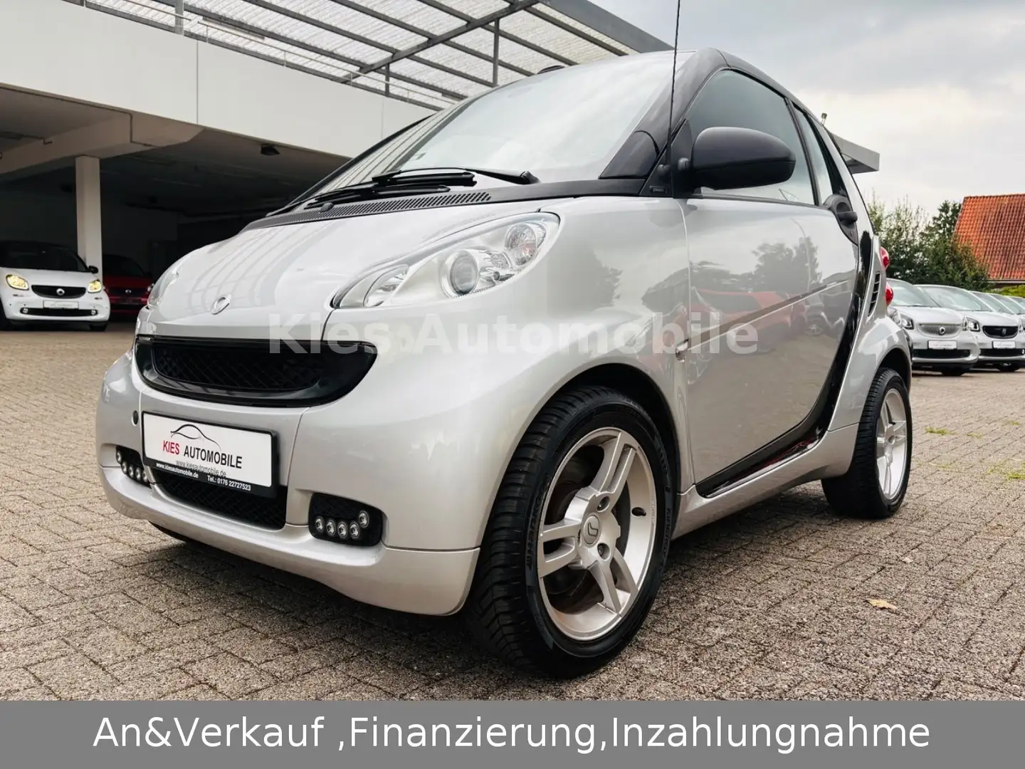 smart forTwo Cabrio Passion 84Ps AUTOM/SERVO/SITZH/TÜV Argent - 1