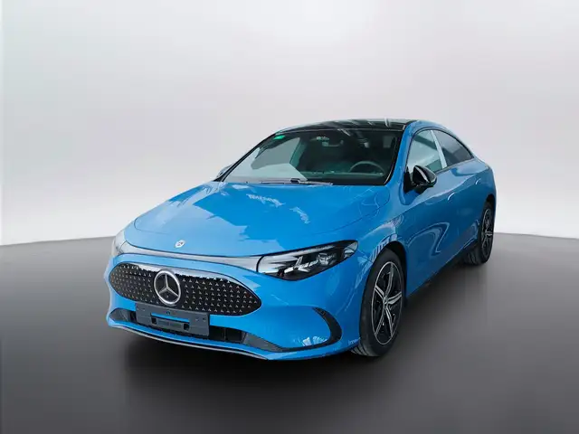 Mercedes-Benz CLA 250 + con tecnologia EQ