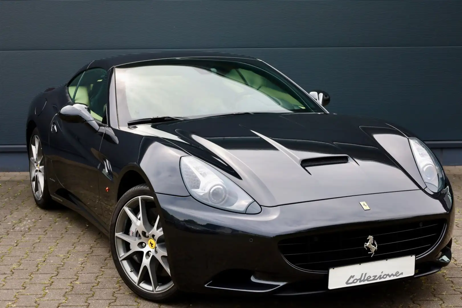 Ferrari California 4.3 V8 2-Sitzer *UNIKAT* Schwarz - 1