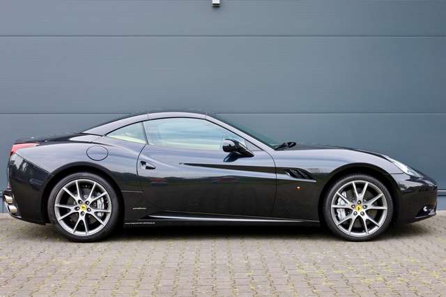 Ferrari California 4.3 V8 2-Sitzer *UNIKAT*