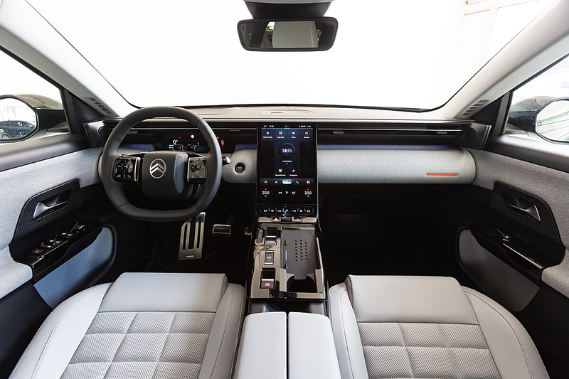 Citroen C5 Aircross Elektromotor 210 MAX Standrad-Range — photo 5