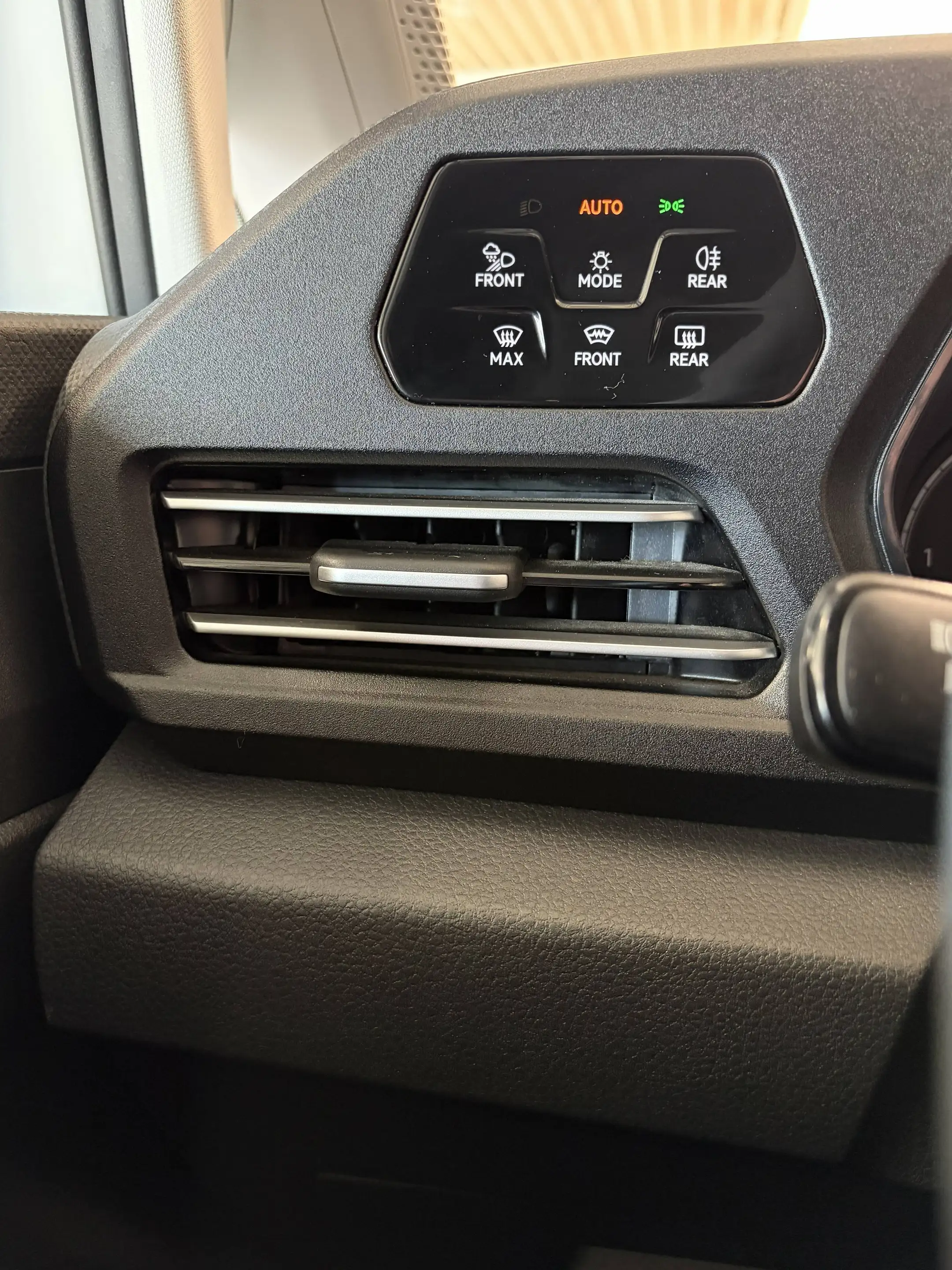 Volkswagen Caddy Maxi Kasten — photo 15