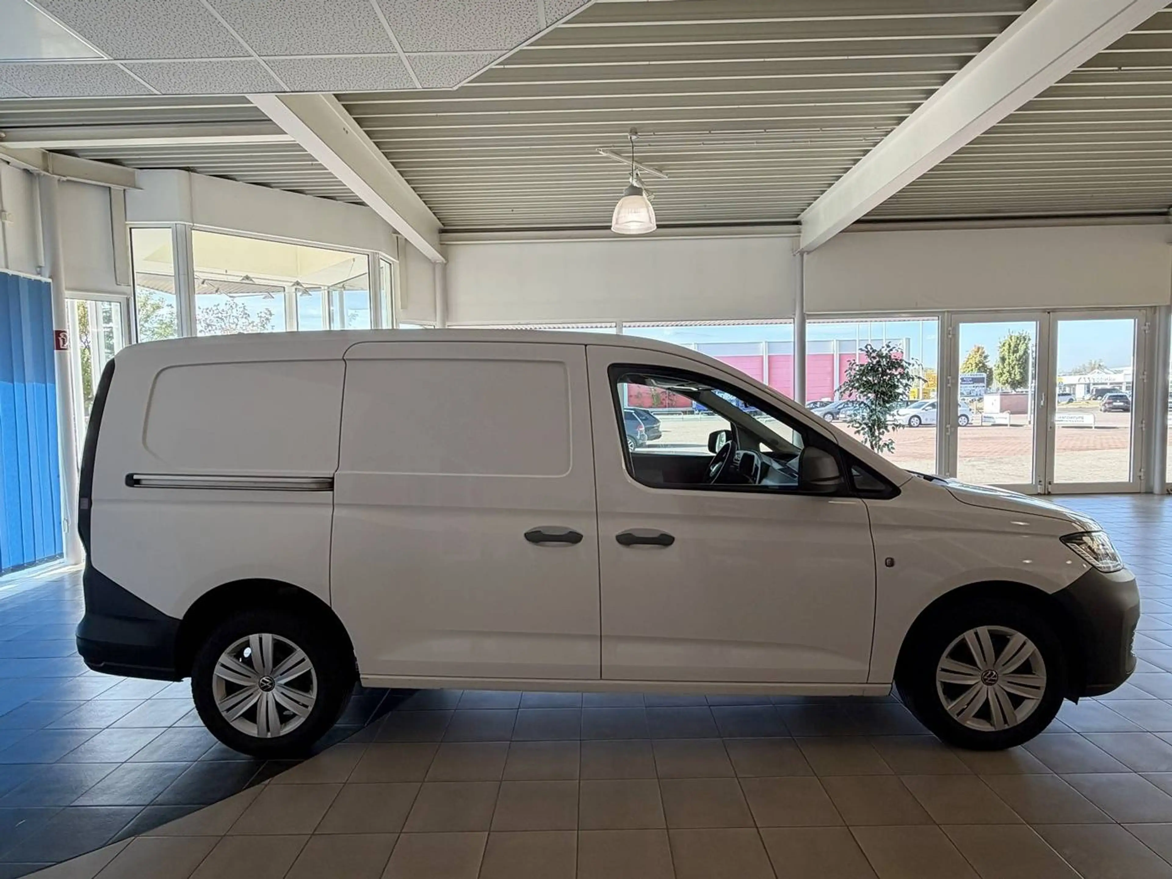 Volkswagen Caddy Maxi Kasten — photo 8