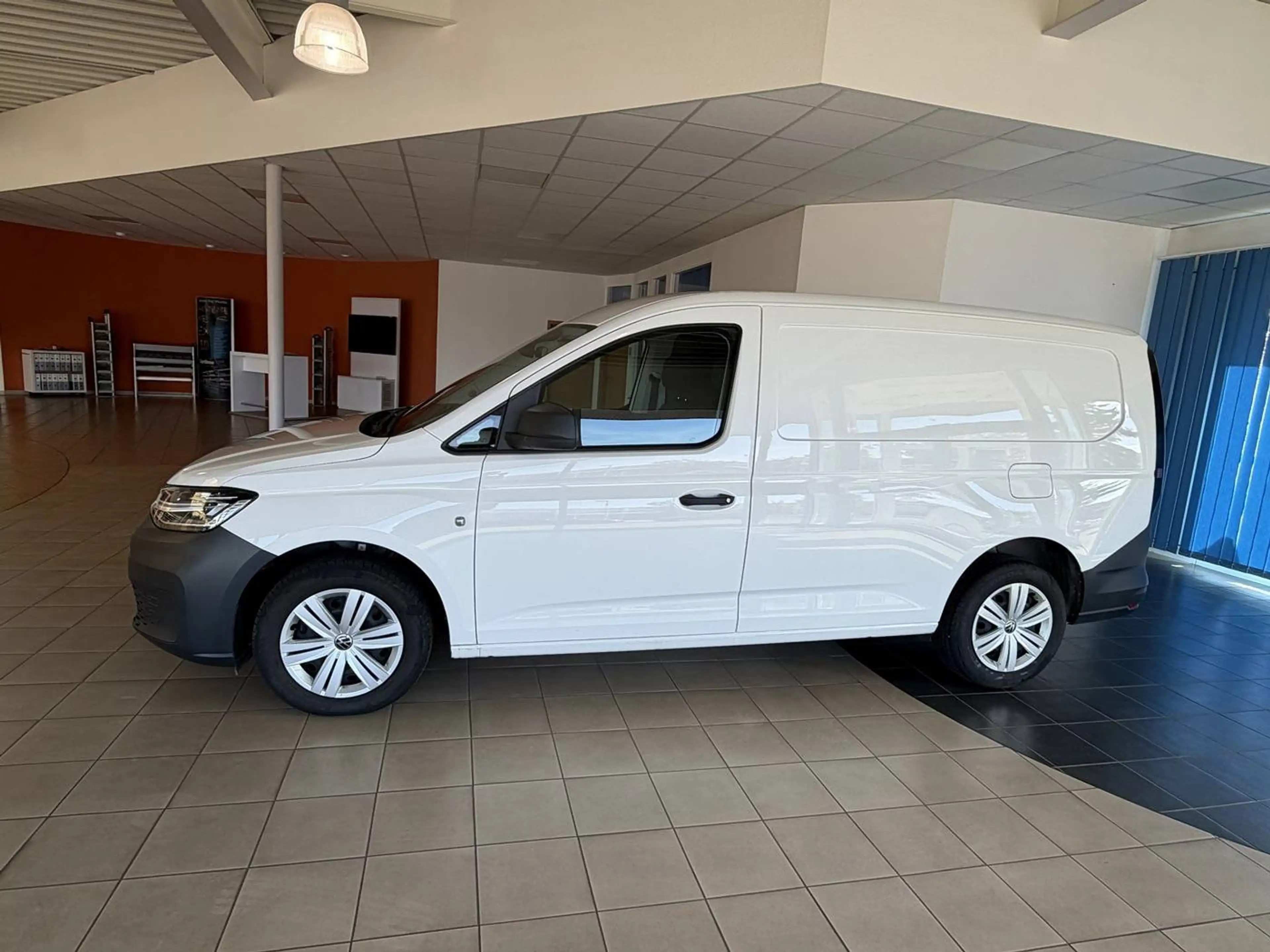 Volkswagen Caddy Maxi Kasten — photo 4