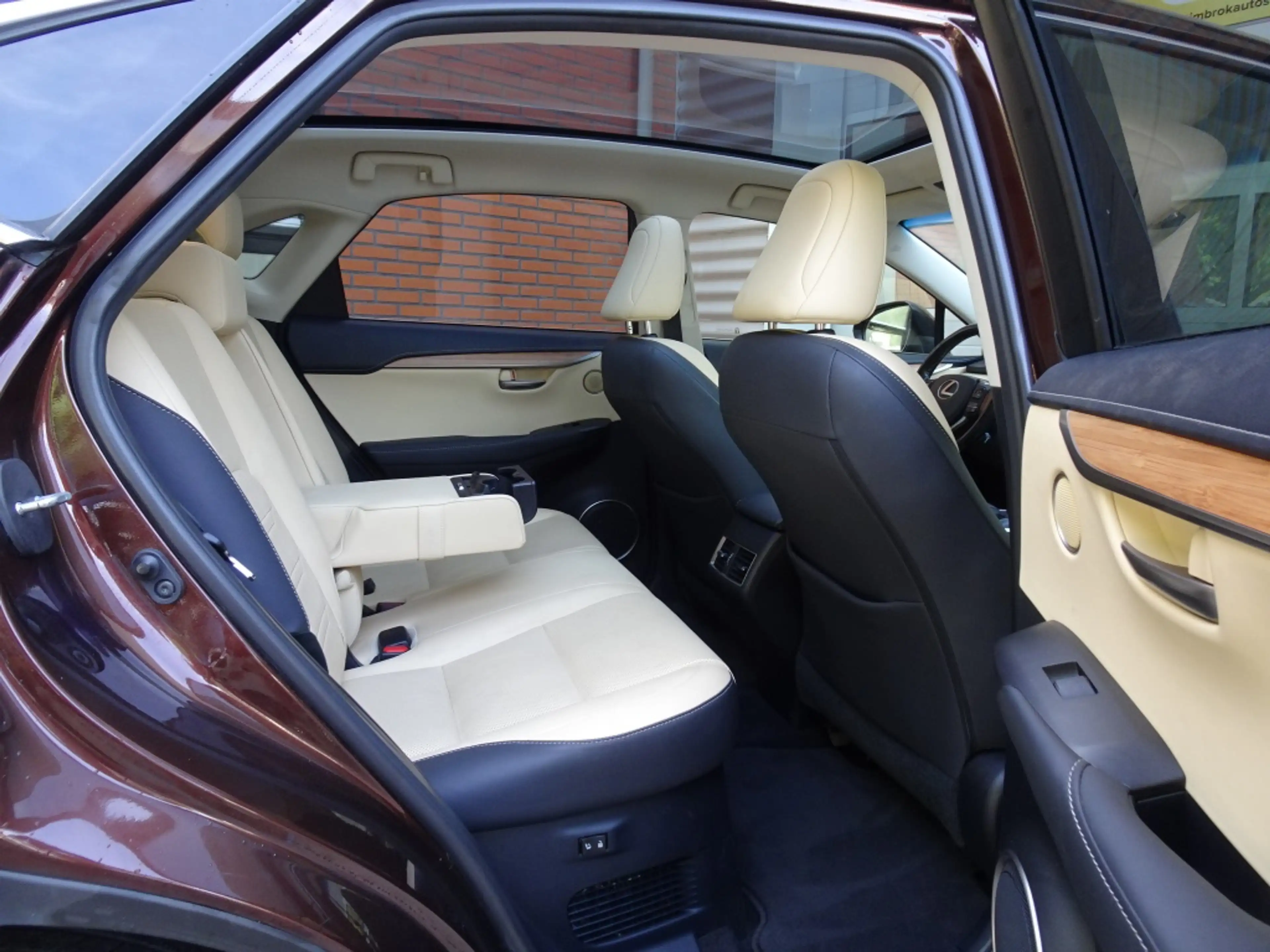 Lexus NX 300h AWD President *Pano/Mark L./HUD/Stoelkoeling/Trekh — photo 10