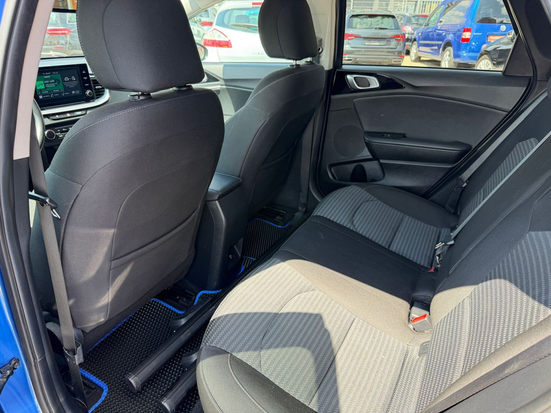 Kia Ceed SW / cee'd SW 1.5 T GDI Spirit — photo 8
