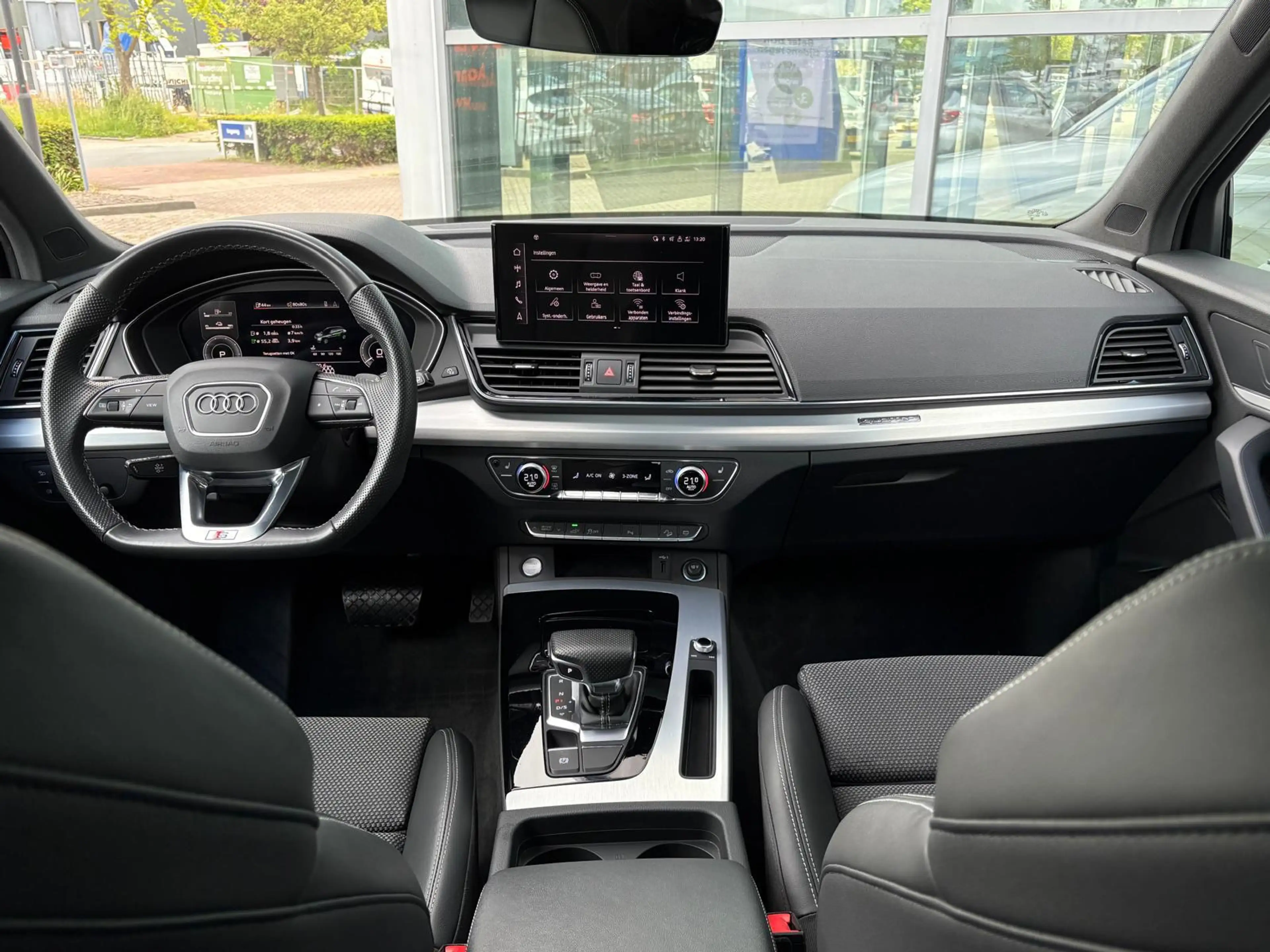 Audi Q5 55 TFSI e S edition Competition FACELIFT 367pk Luc — photo 5