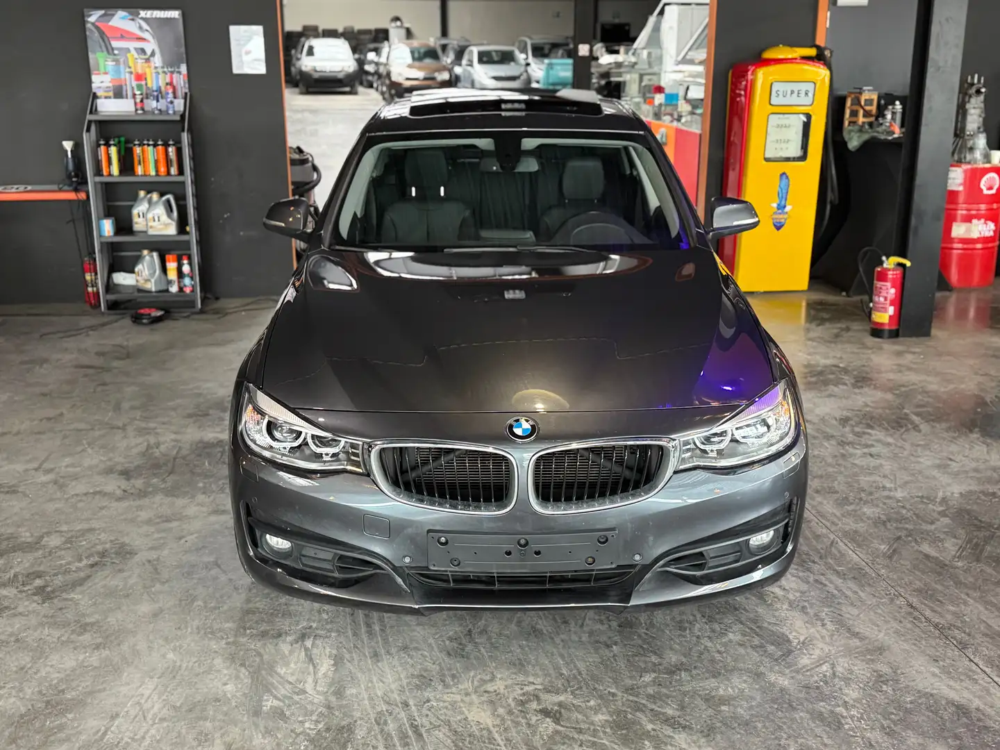 BMW 320 GT 320i- Automatique- Euro6b- 12Mois de garantie Gris - 2