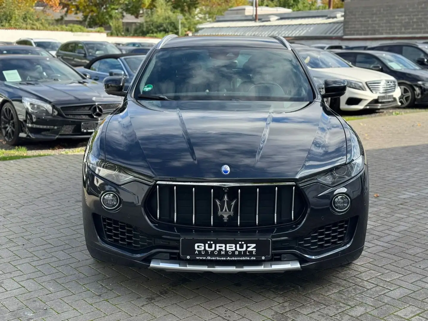 Maserati Levante GranLusso Diesel Navi*21"* Schwarz - 2