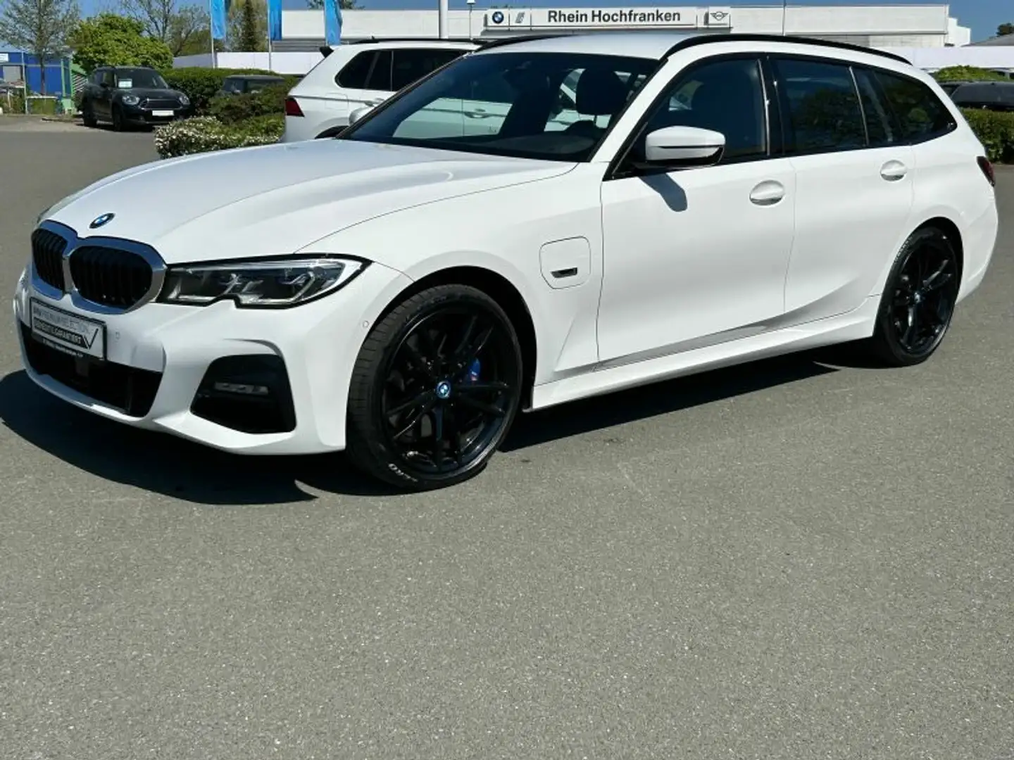 BMW 330 e xDrive Touring M Sport LASER AHK HUD ACC Wit - 2