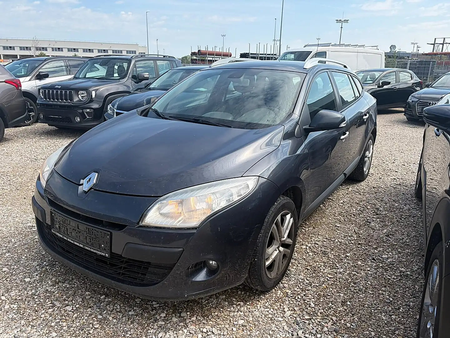 Renault Megane Mégane Grandtour Expression 1,6 16V Hi-Flex Grau - 1
