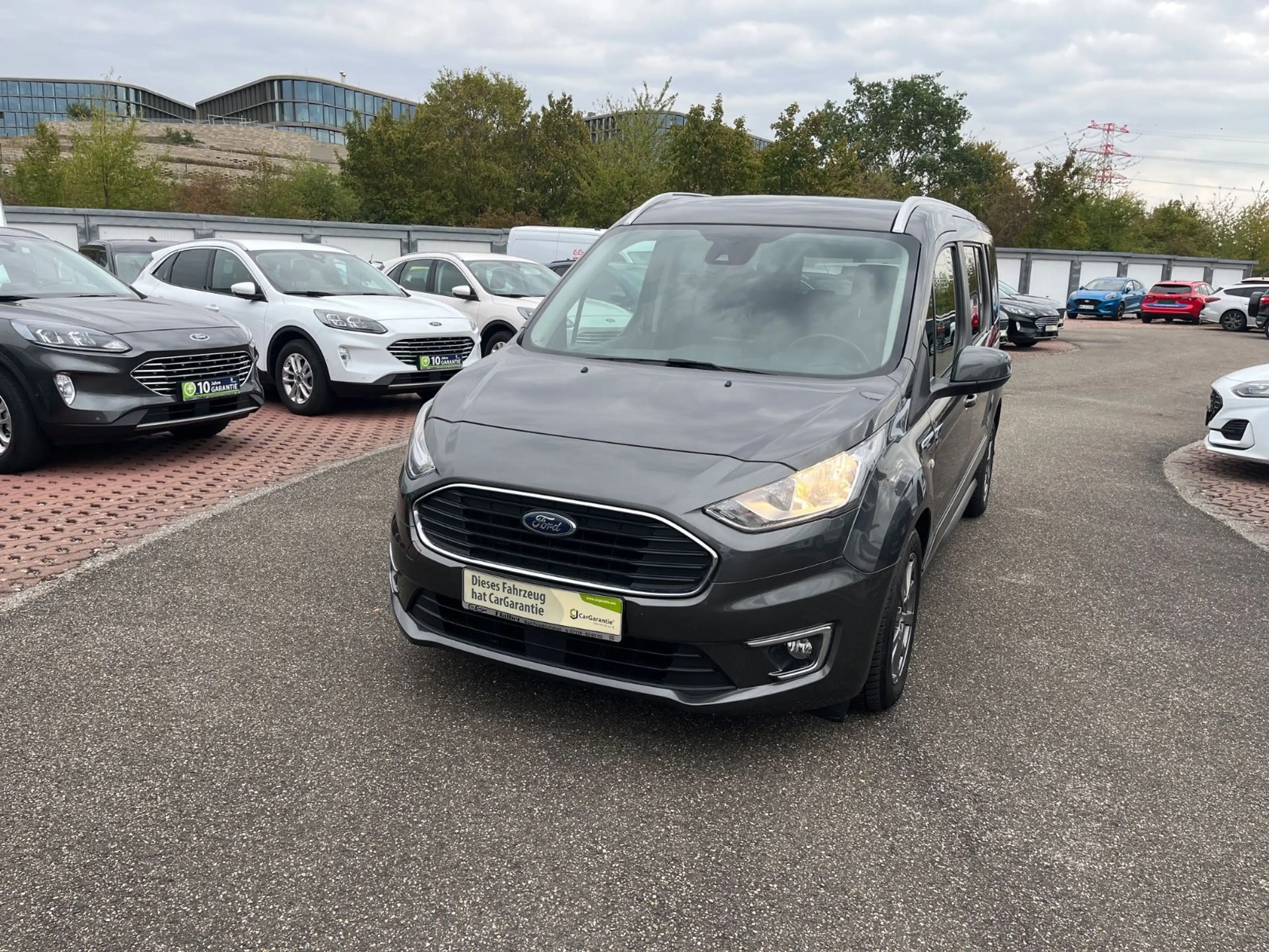 Ford Grand Tourneo Connect + Navi+ Anhängerk. abnehm. — photo 2
