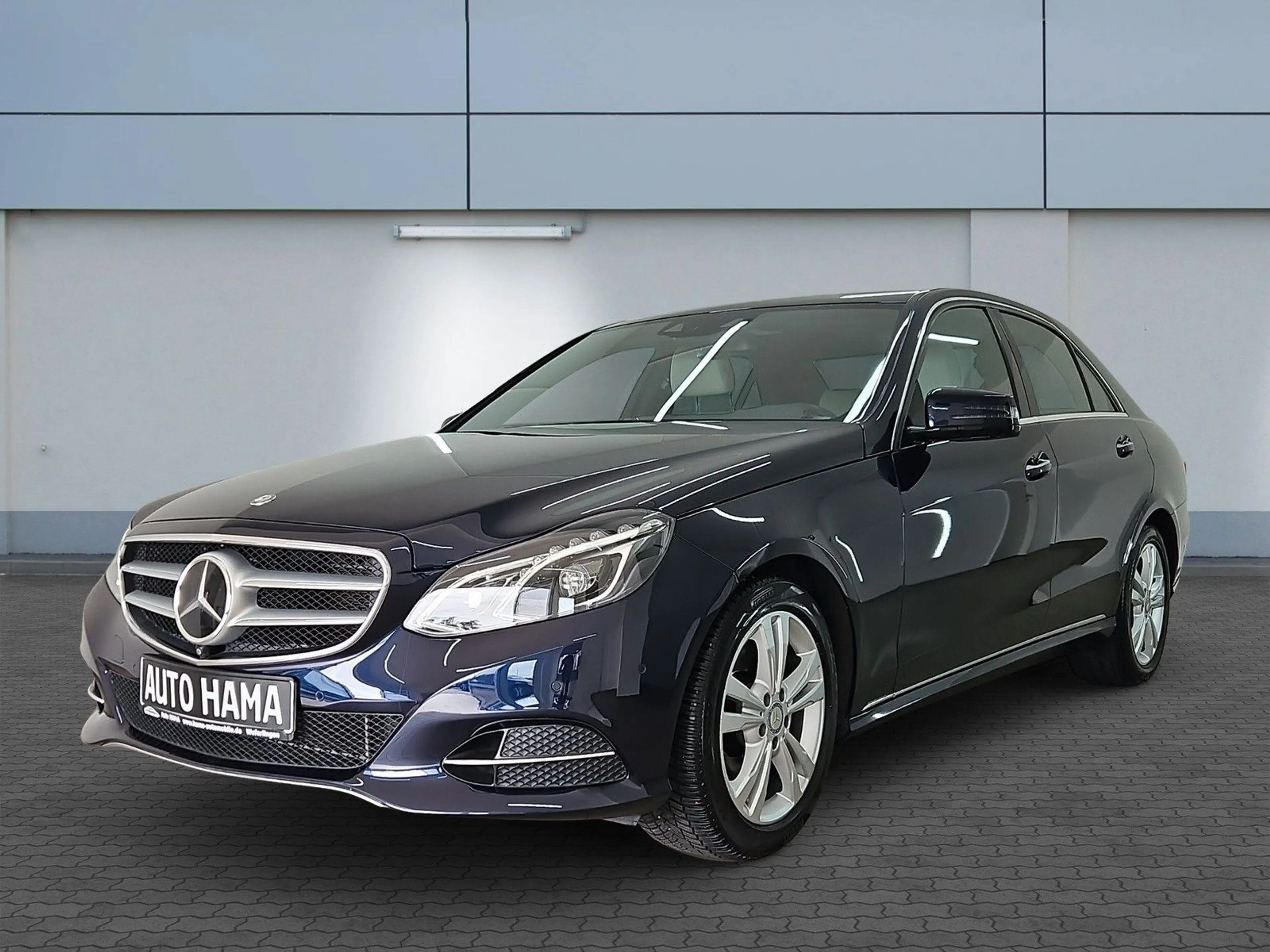 Mercedes-Benz E 300 CGI 4Matic *ACC*SHZ*PDC*KAM*LEDER*47TKM